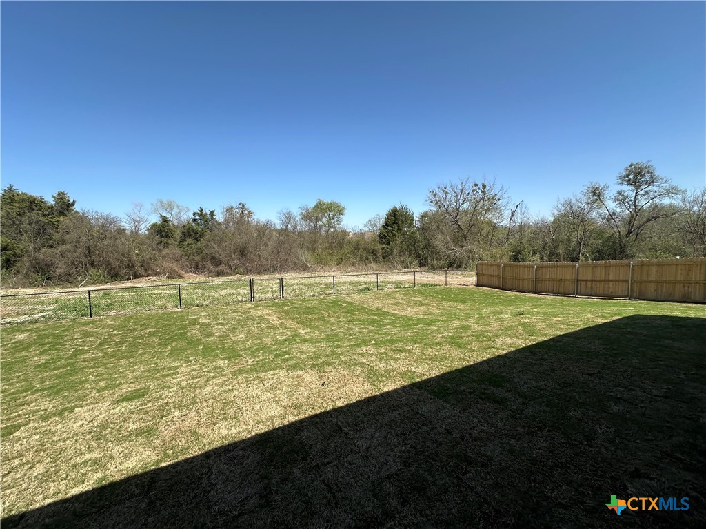 137 Lasso Loop Property Photo 26