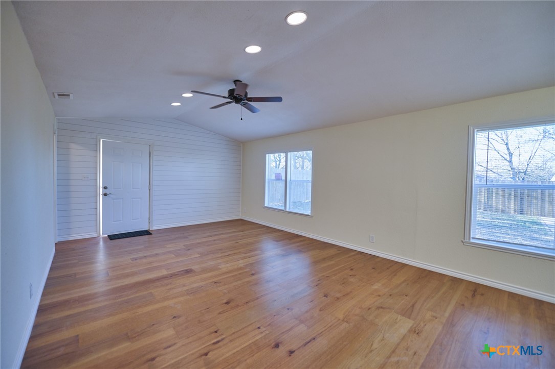 917 Evergreen Drive Property Photo 17