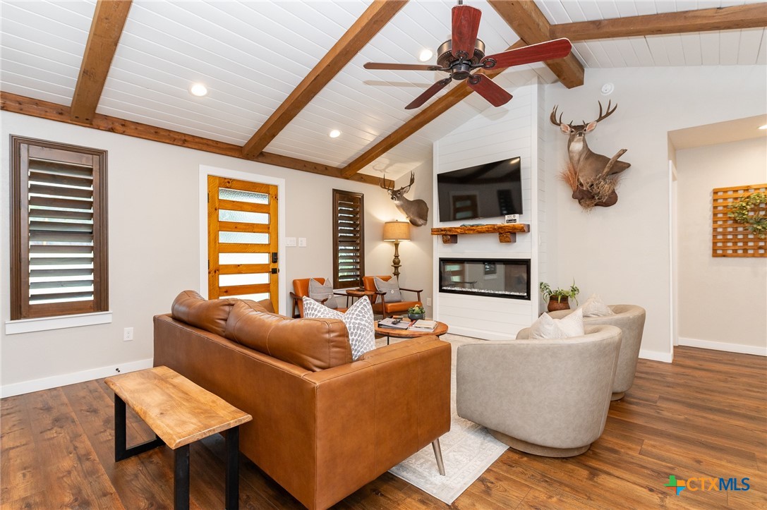 15600 Ranch Road 12 Property Photo 8