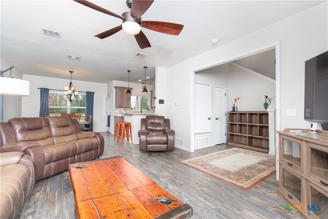 2212 Teton Avenue Property Photo 4
