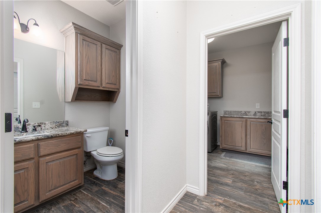 2212 Teton Avenue Property Photo 9