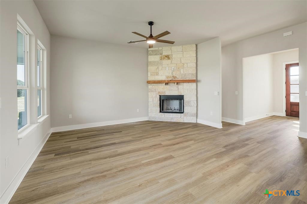111 Draper Lane Property Photo 3