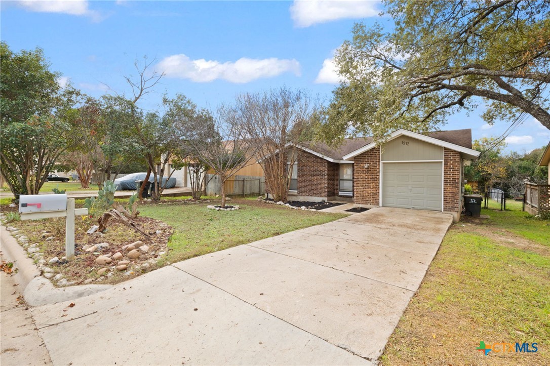 1912 Castle Gate Circle Property Photo