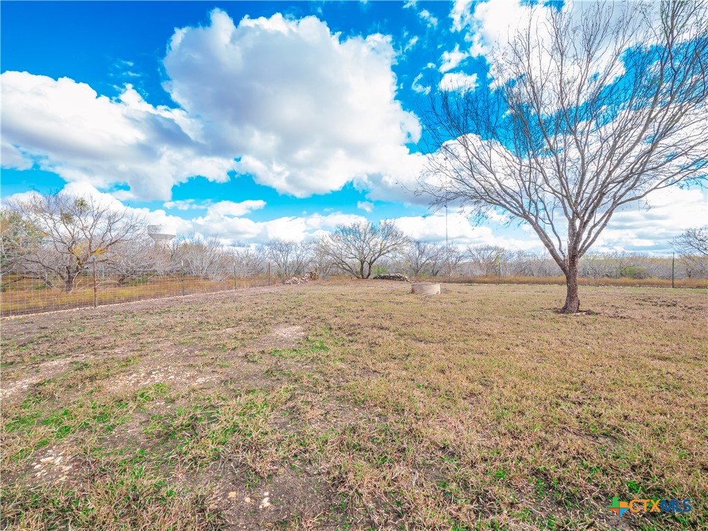2455 Fm 465 Property Photo 34