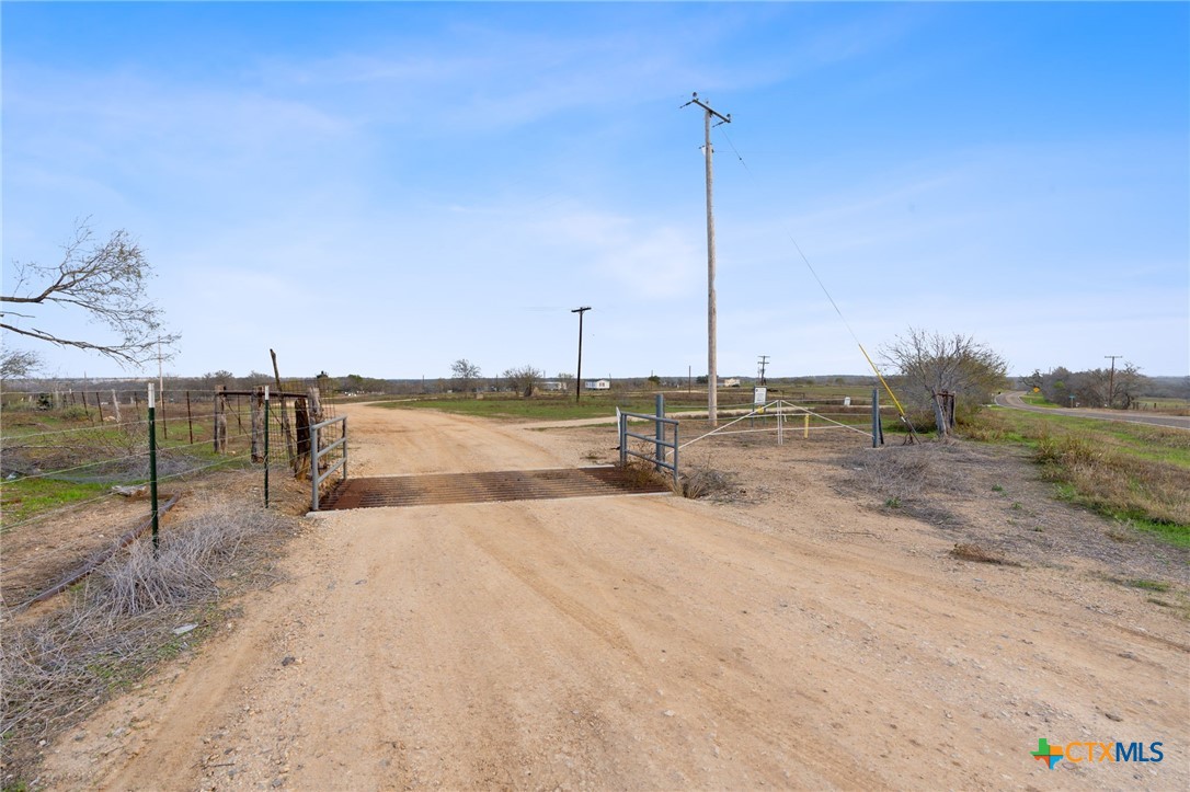 3466 Fm 671 Property Photo 10