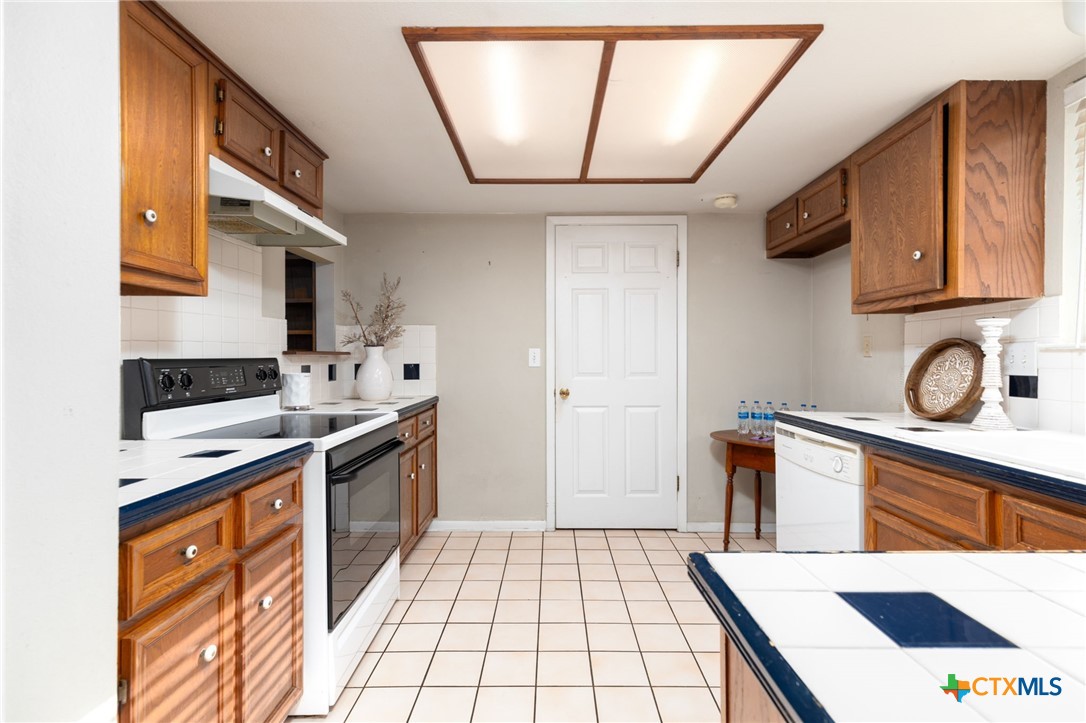 1110 Lazy Lane Property Photo 11