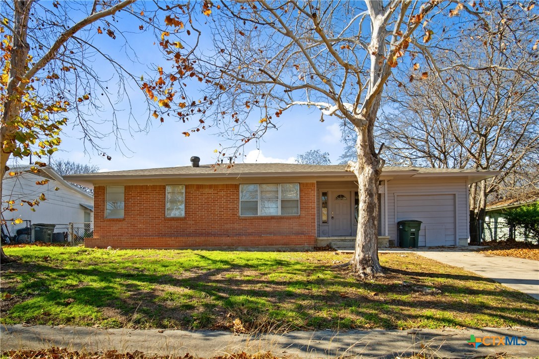 702 S 11th Street Property Photo 1