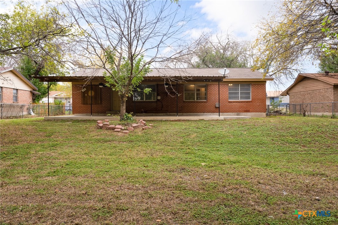 110 North Drive Property Photo 17