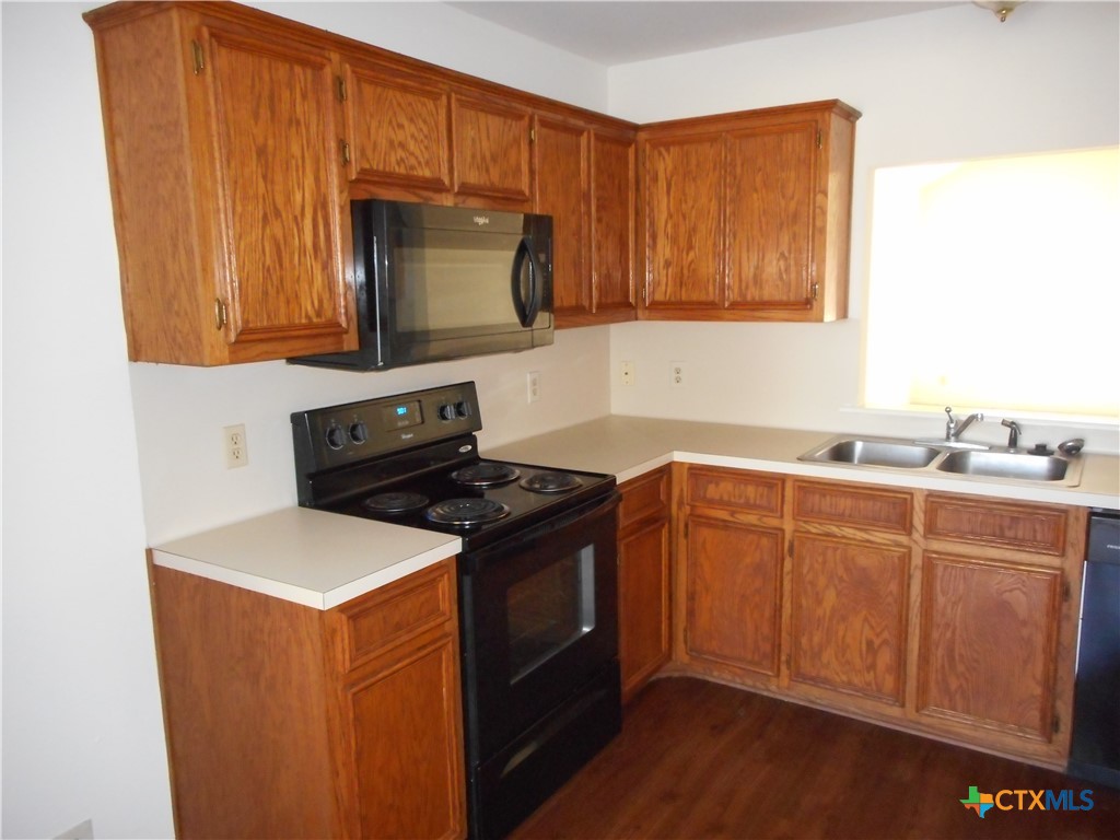 219 Belmoor Lane Property Photo 4