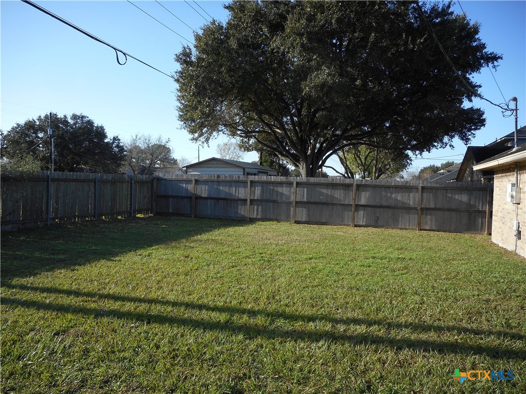 219 Belmoor Lane Property Photo 13