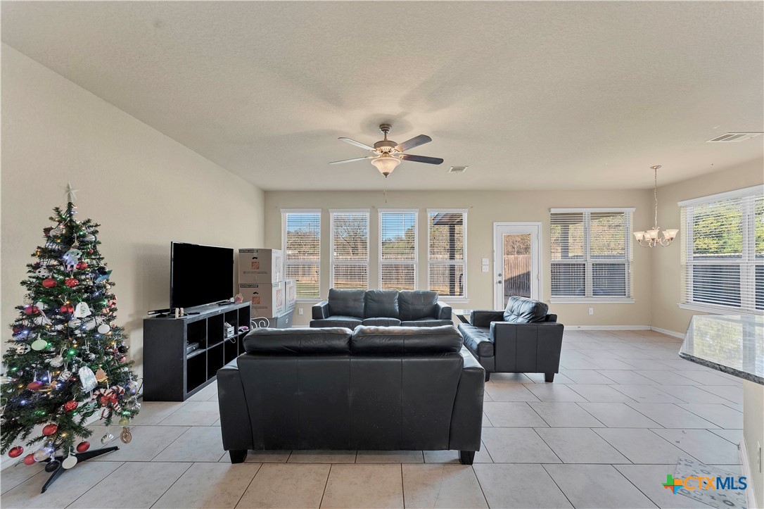 5613 Cross Over Road Property Photo 12