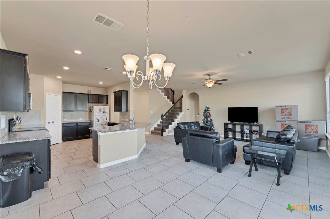 5613 Cross Over Road Property Photo 15