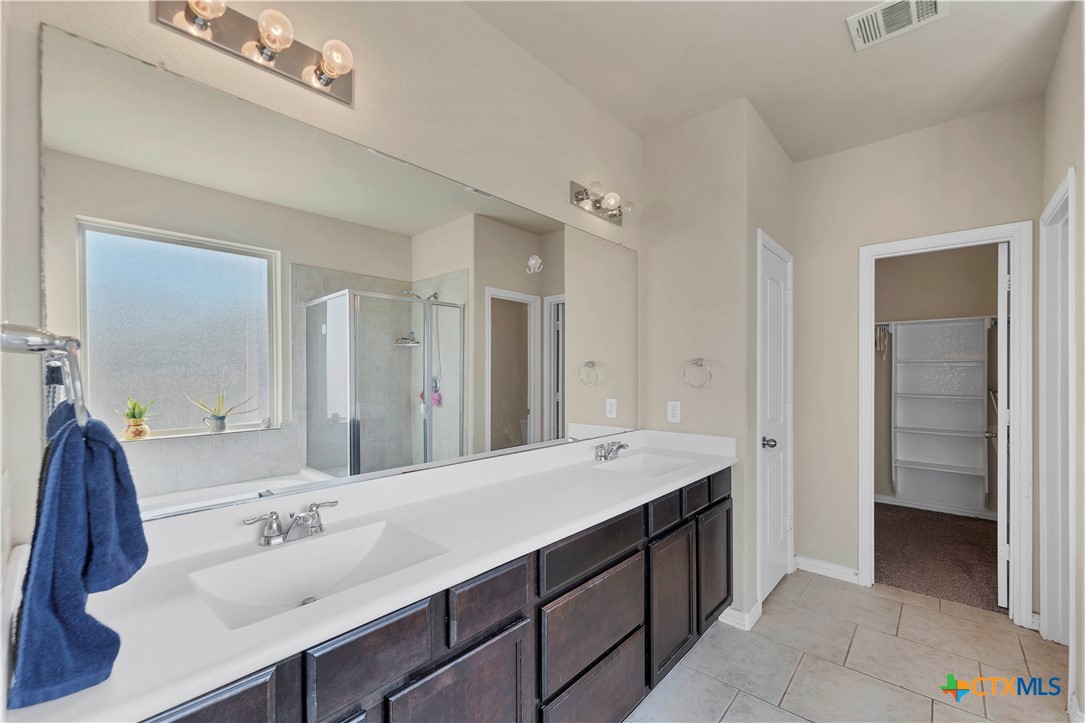 5613 Cross Over Road Property Photo 33