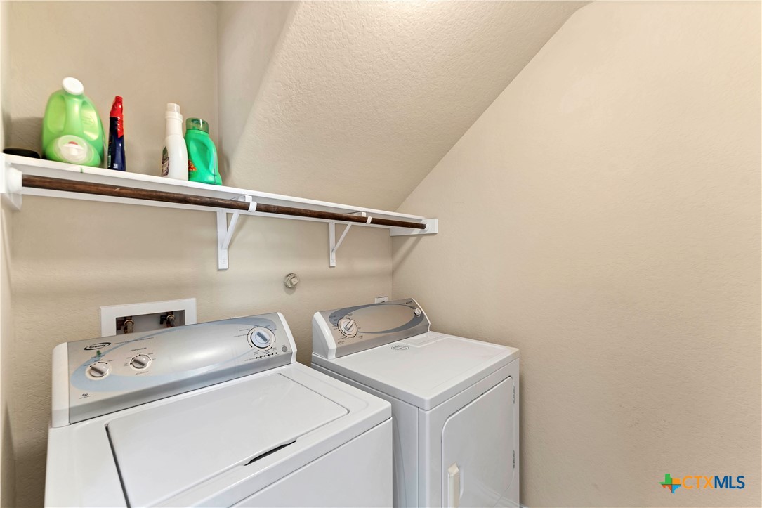 5613 Cross Over Road Property Photo 40