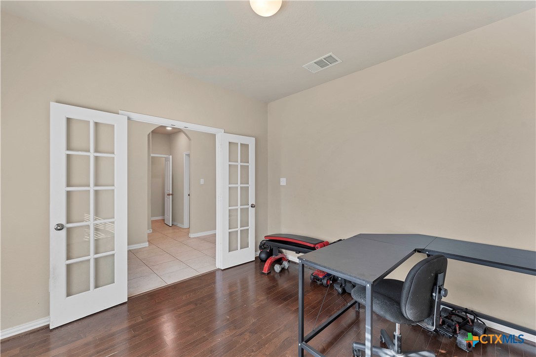 5613 Cross Over Road Property Photo 41