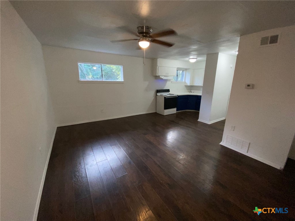 416 E Dunn Street 3 Property Photo 6