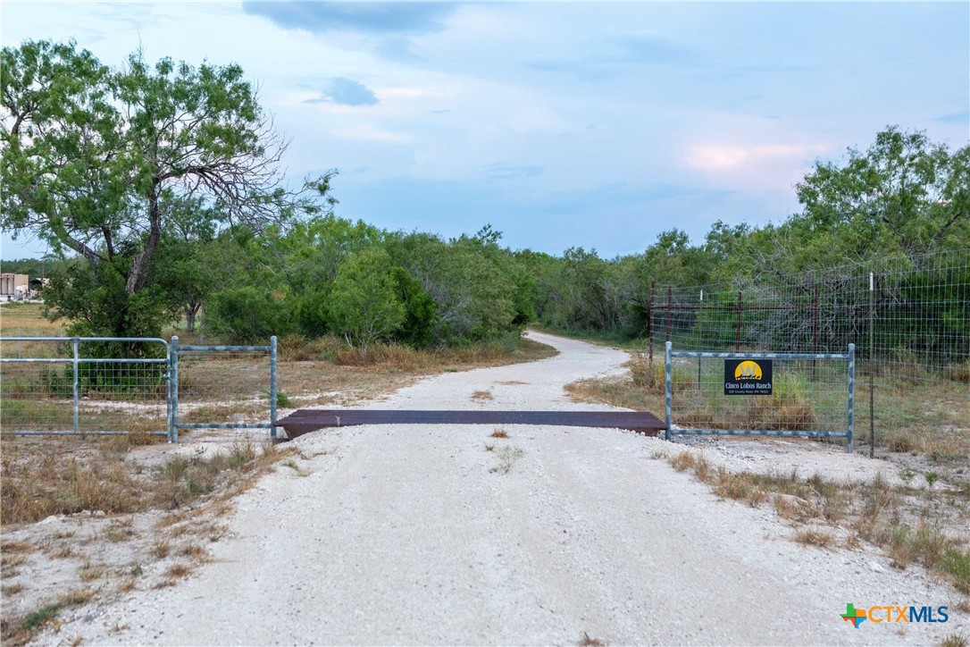 000 Cr376 Property Photo 7