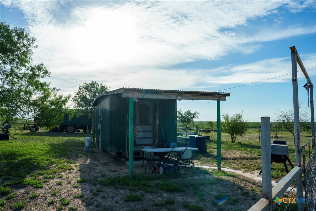 000 Na Property Photo 3