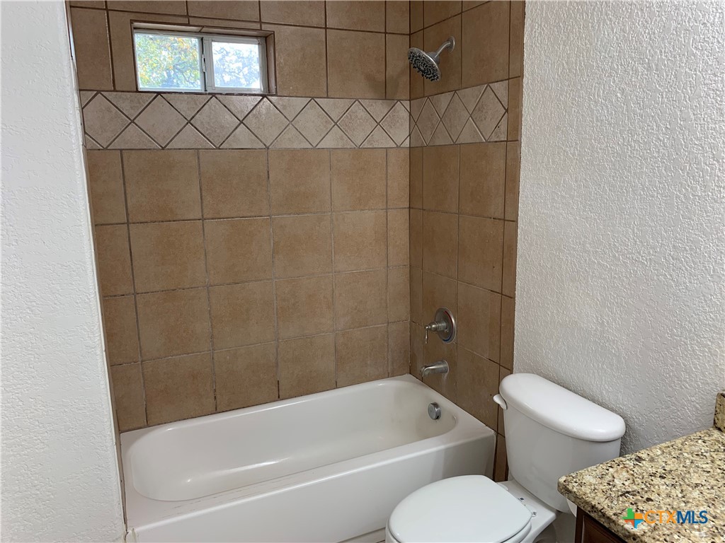 1903 Tanglewood Trail Property Photo 15