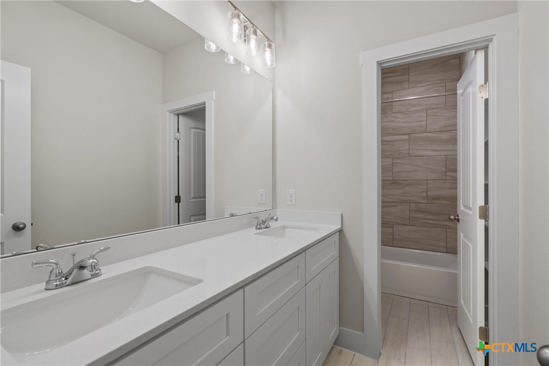 19141 Ariel Elena Way Property Photo 23