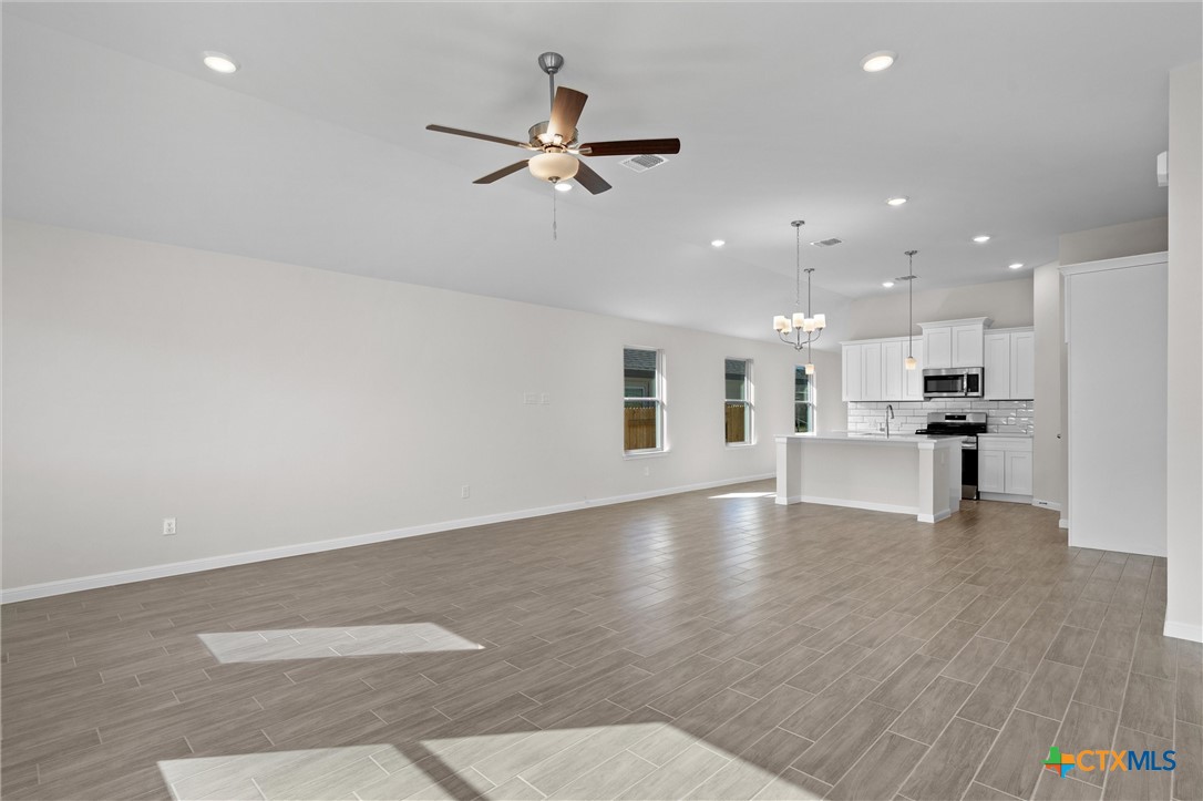 312 Windstar Road Property Photo 12