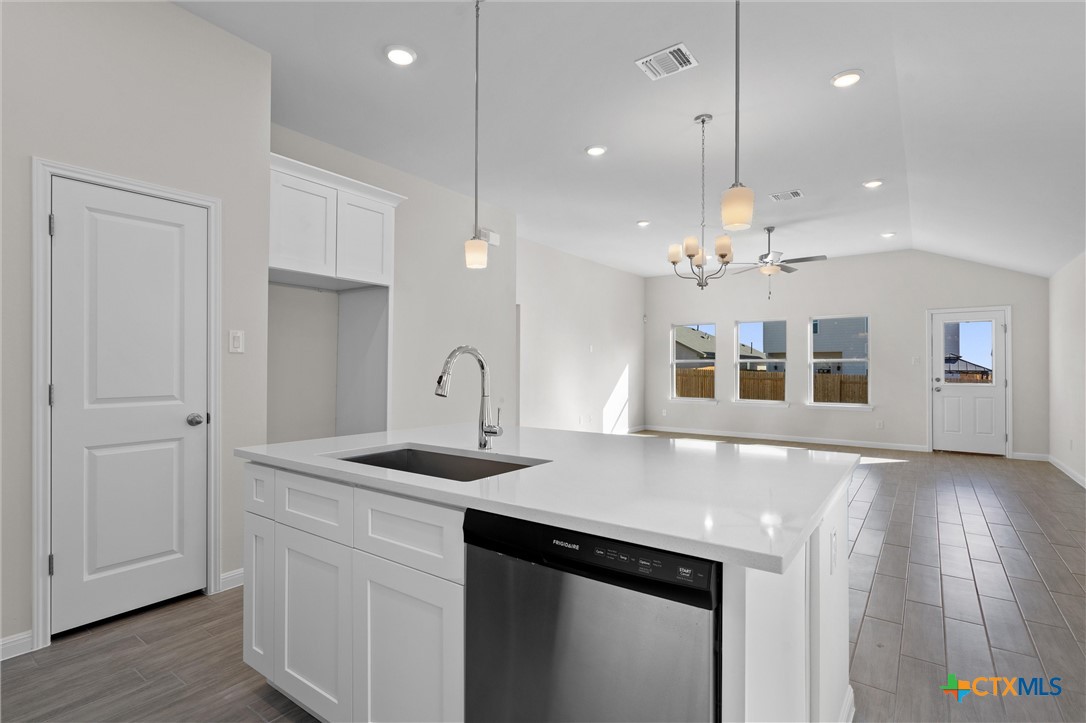 312 Windstar Road Property Photo 15