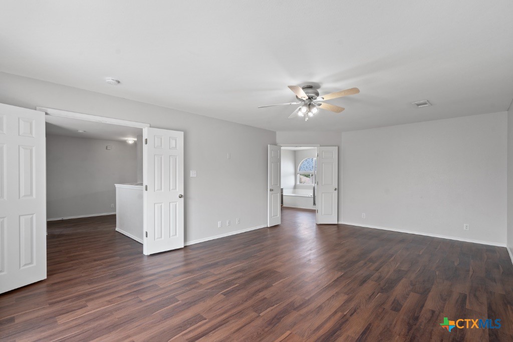 2637 Dove Crossing Drive Property Photo 19