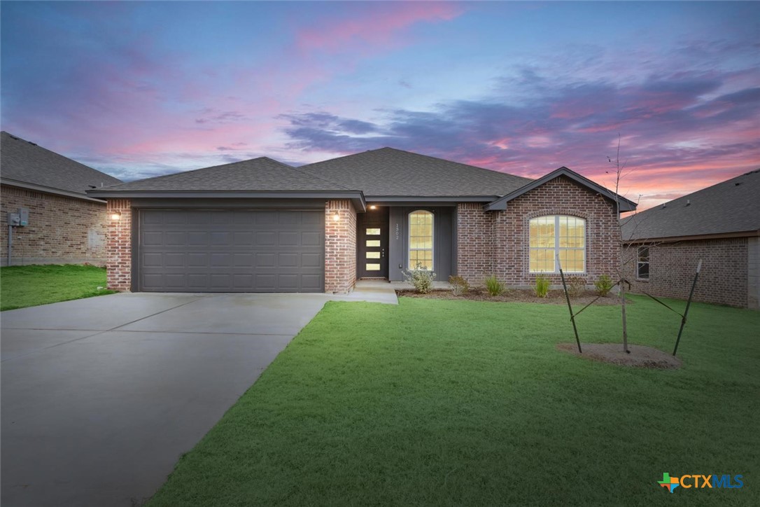 1302 Campbelton Drive Property Photo 1