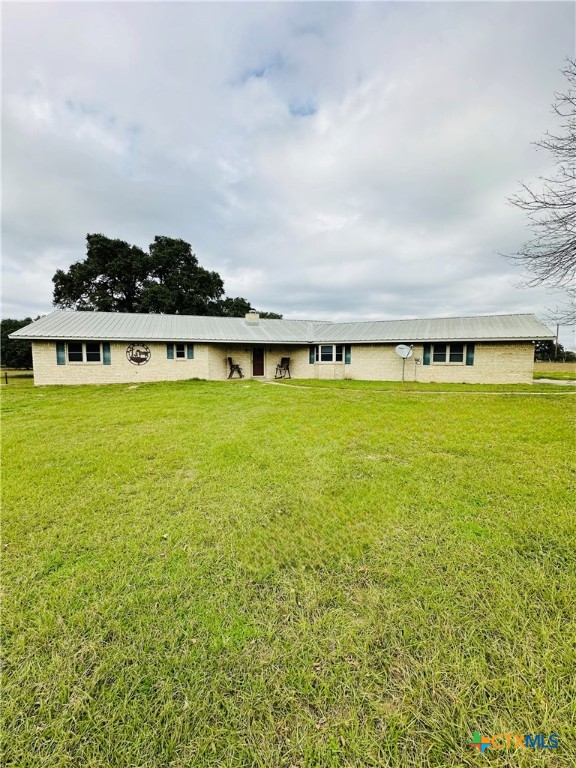 1012 County Road 157 Property Photo 1