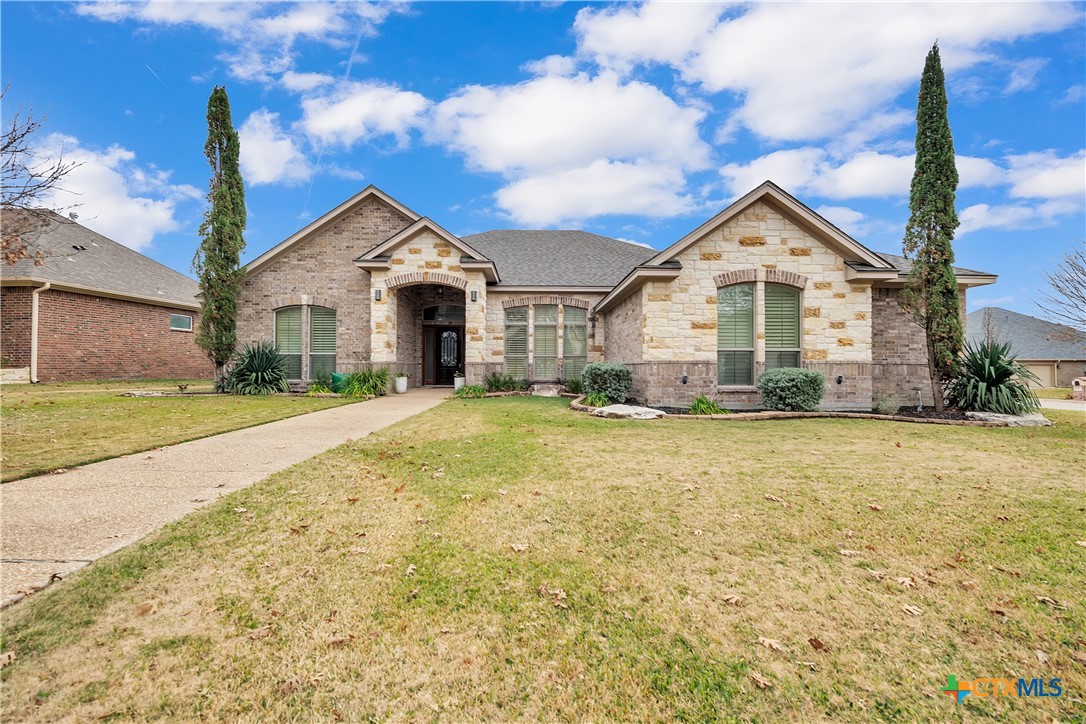 5905 Wooded Creek Cove Property Photo 1