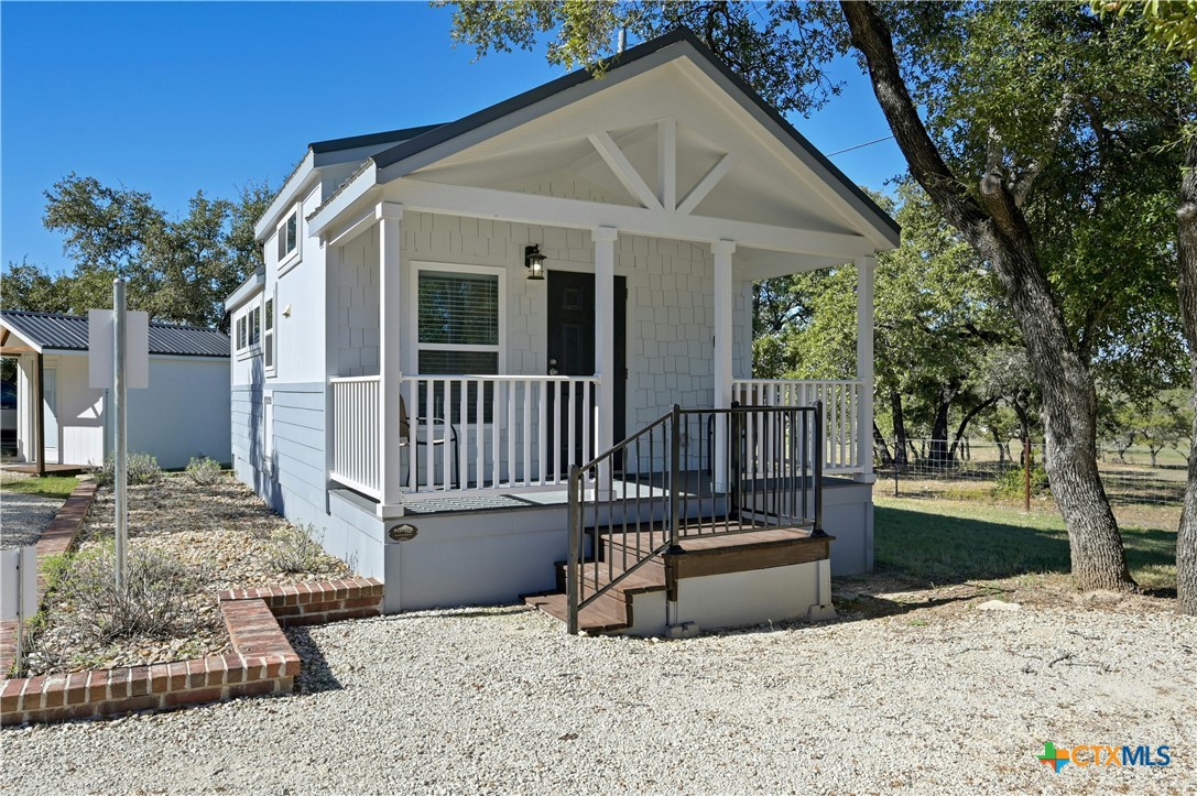 257 Cr-278 C Property Photo 1