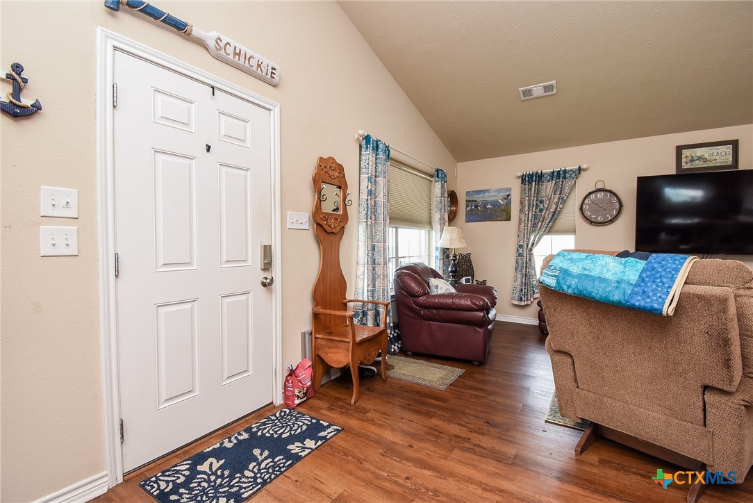 16 Peggy Street Property Photo 11