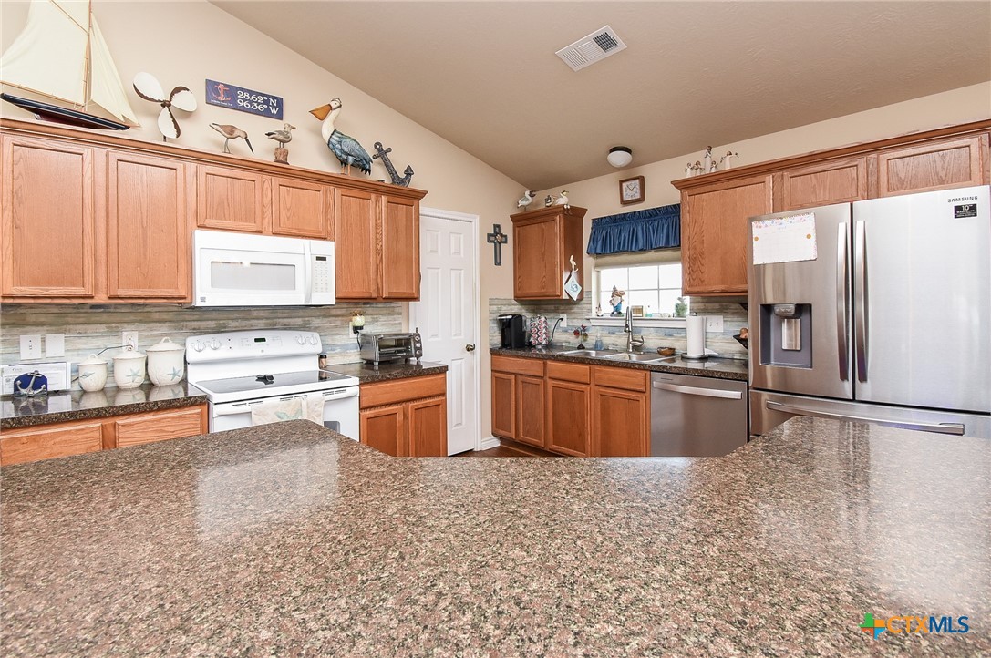 16 Peggy Street Property Photo 25