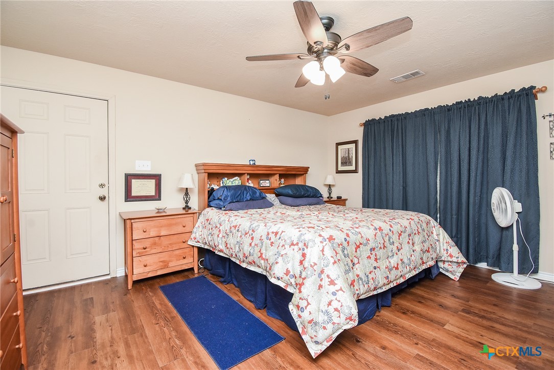 16 Peggy Street Property Photo 27