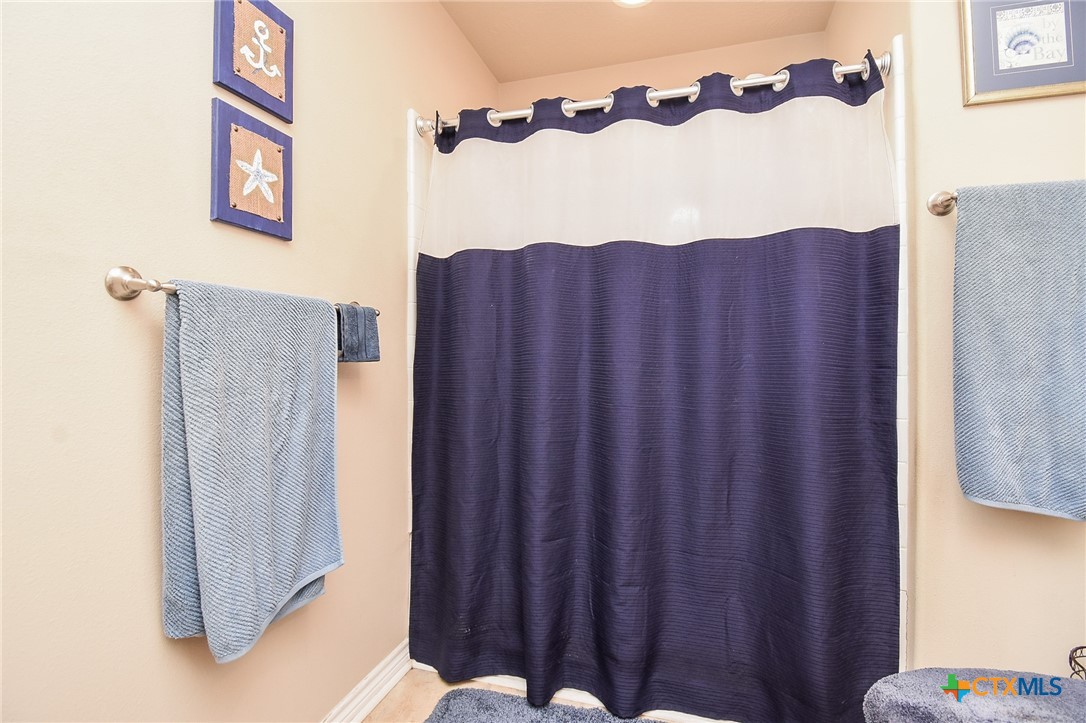 16 Peggy Street Property Photo 32