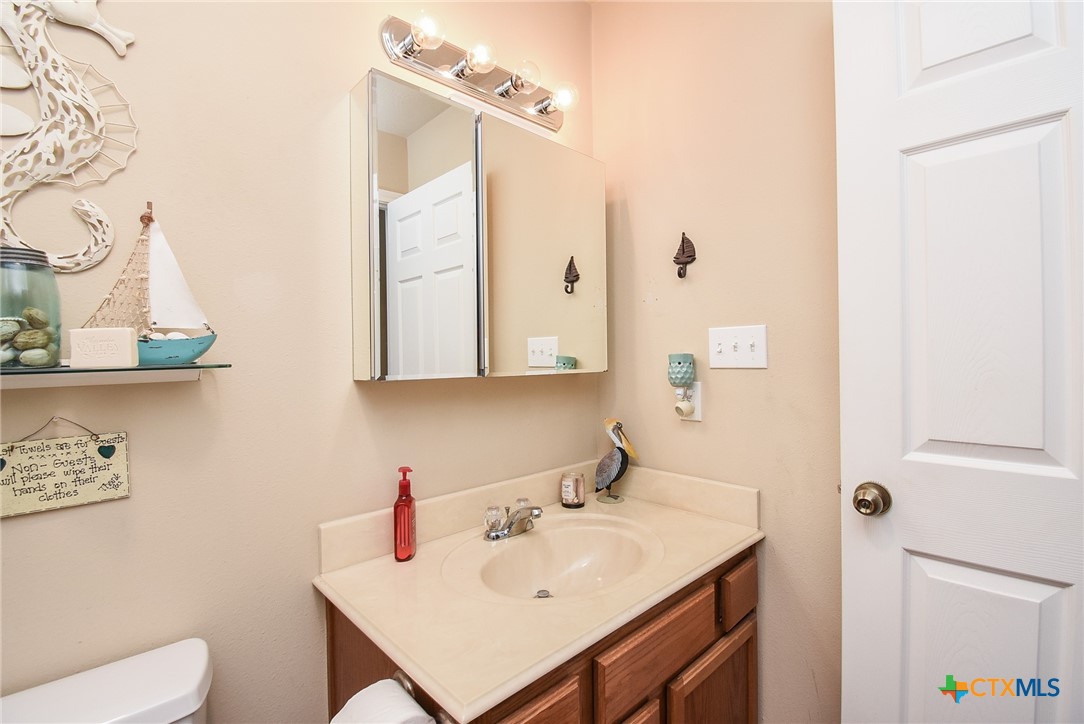 16 Peggy Street Property Photo 39