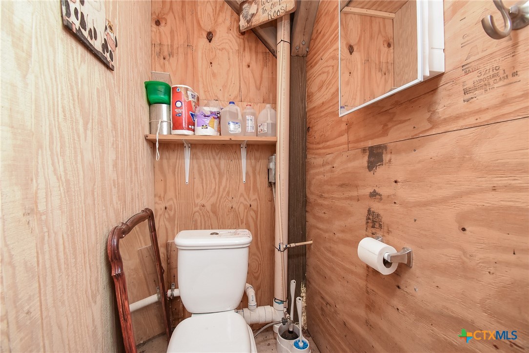 16 Peggy Street Property Photo 45