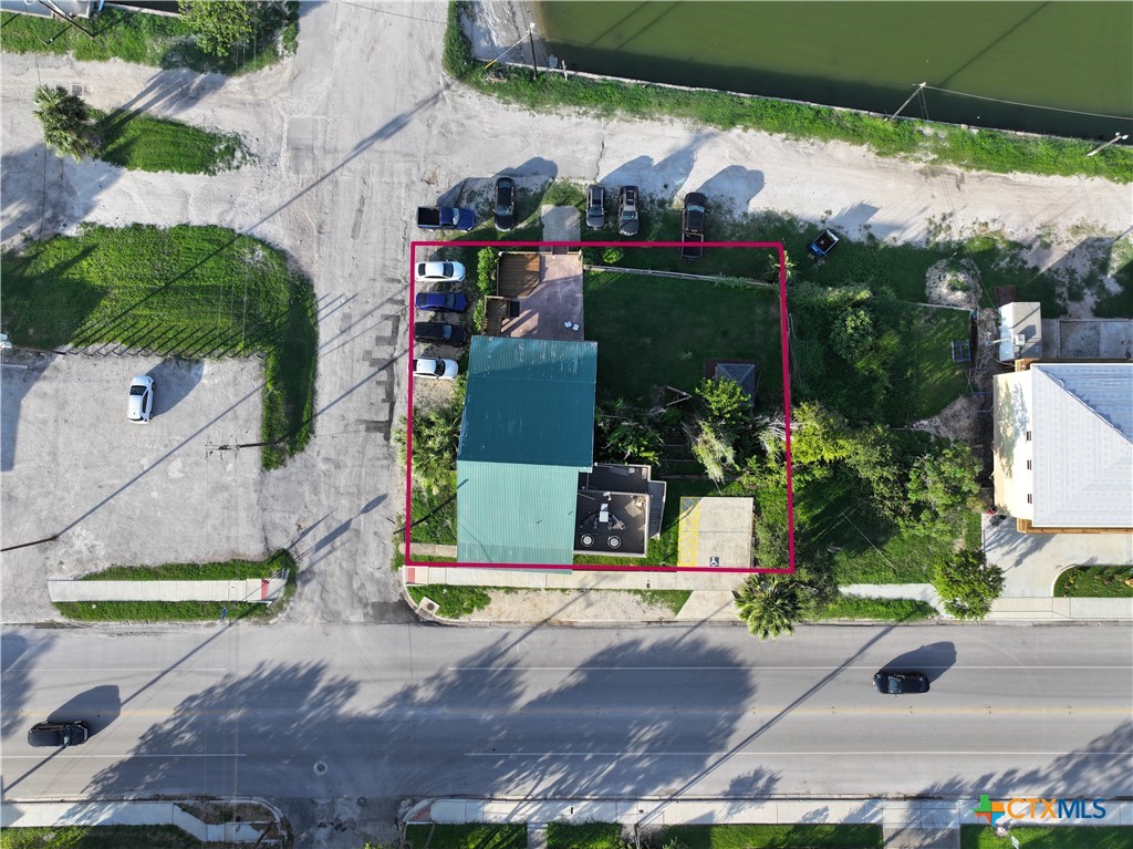 206 S Commerce Street Property Photo 5