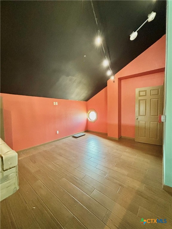 206 S Commerce Street Property Photo 38