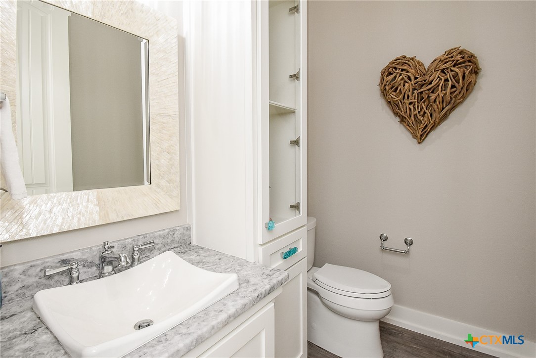 3125 Bay Ridge Drive Property Photo 10