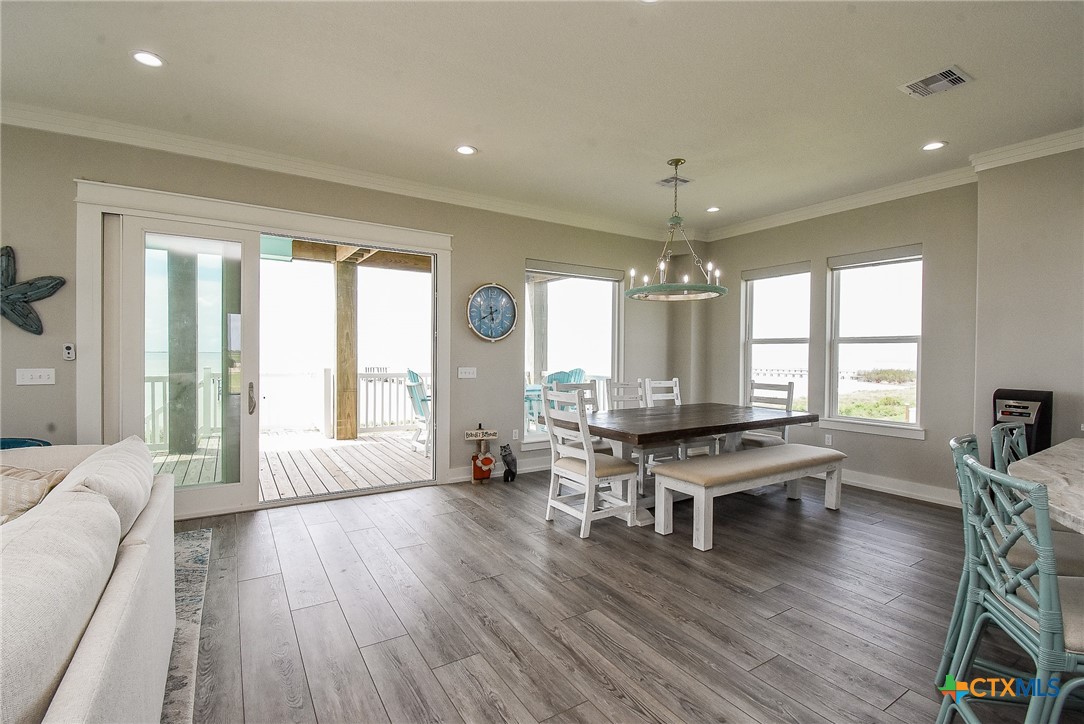 3125 Bay Ridge Drive Property Photo 18