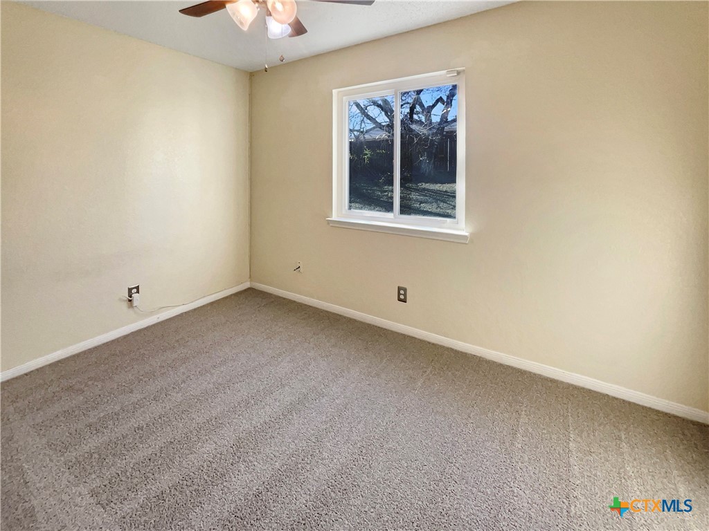 2405 Lago Trail Property Photo 13