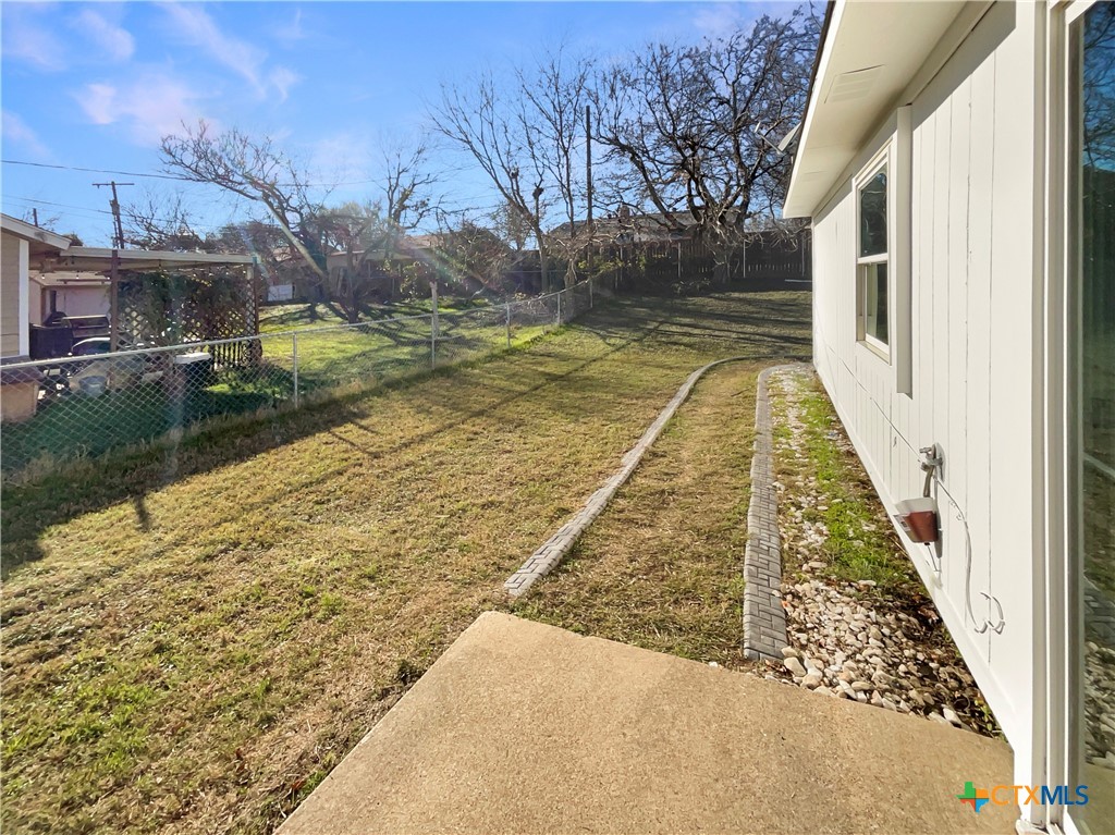 2405 Lago Trail Property Photo 15