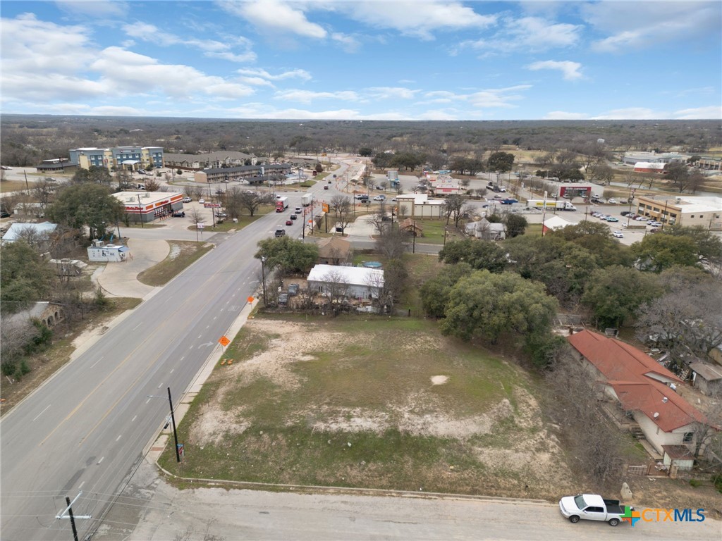 205 Central Texas Expressway Property Photo 4