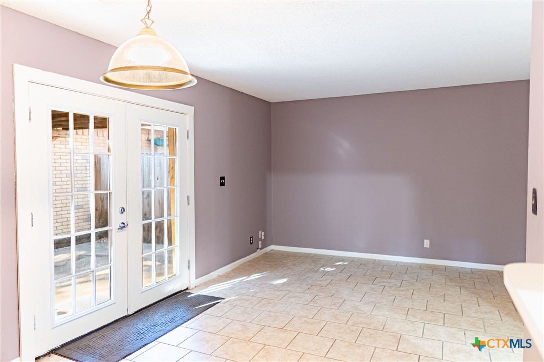 109 Westwood Street Property Photo 3