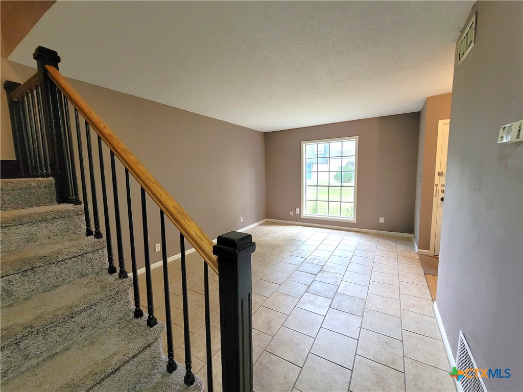 109 Westwood Street Property Photo 7