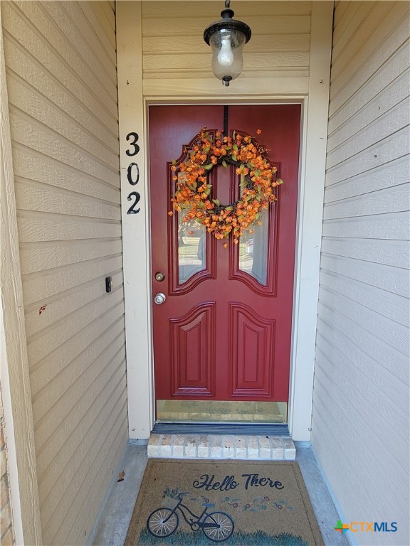 302 Cromwell Drive Property Photo 2