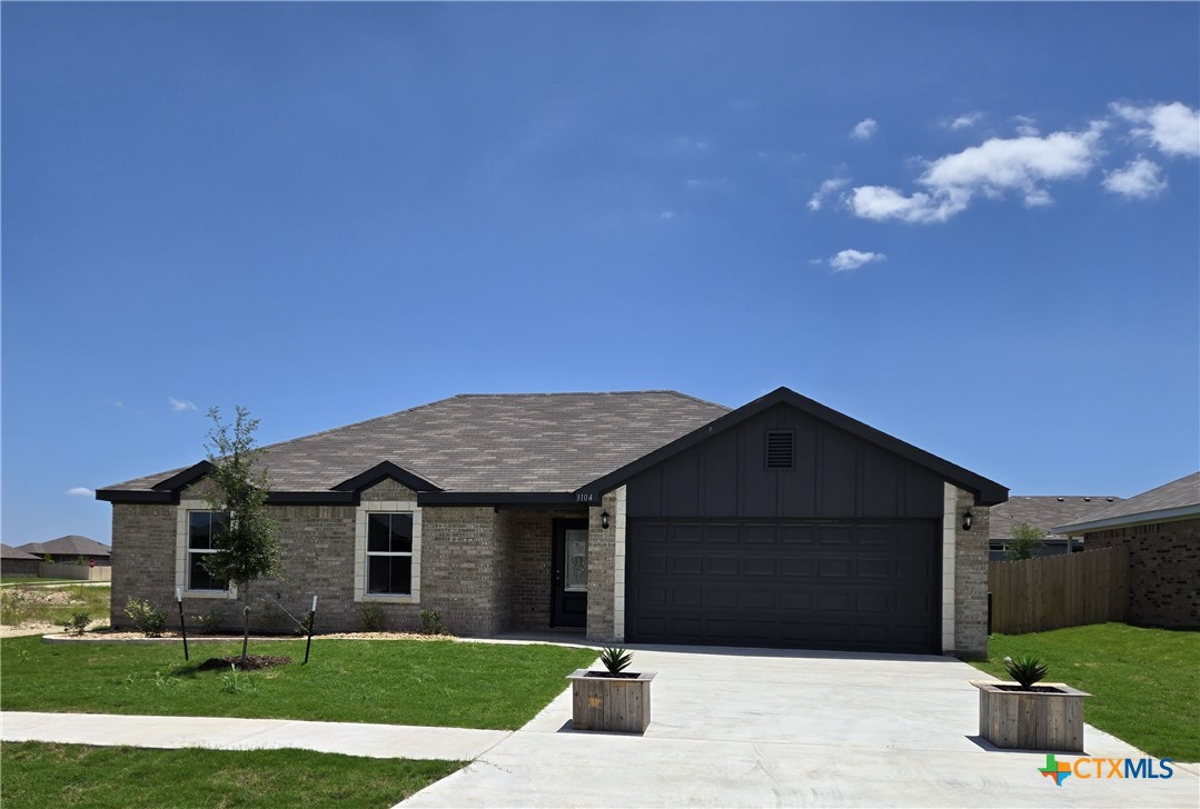 3104 Goblin Drive Property Photo 1