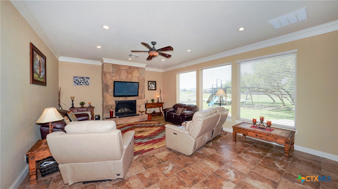 1414 Ledgebrook Property Photo 10