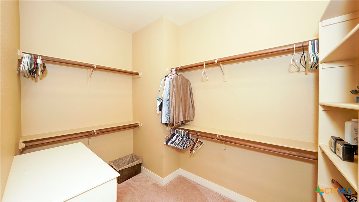 1414 Ledgebrook Property Photo 19